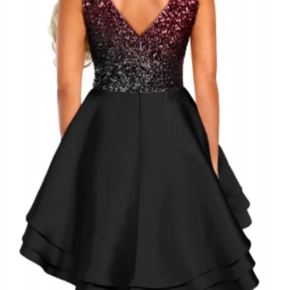 Dress - Picture 2 of 2